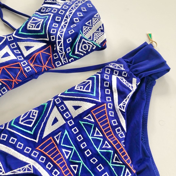 Trina Turk Blue Embroidered Two Piece Swimsuit size 4 - Picture 5 of 9